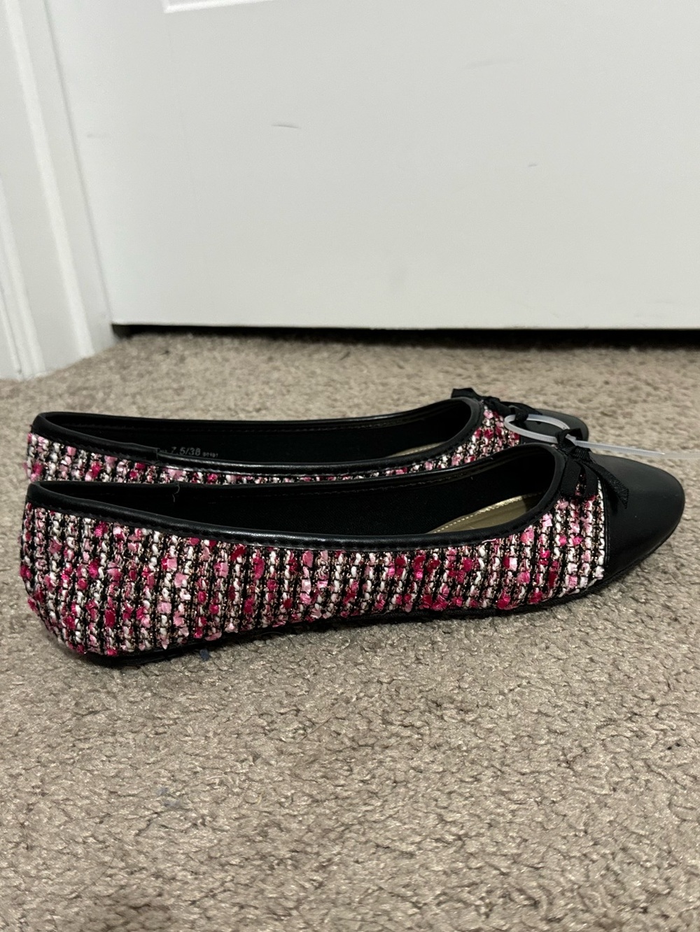 Adorable Laundry List size 7.5 pink black tweed slip on ballet flat shoes new